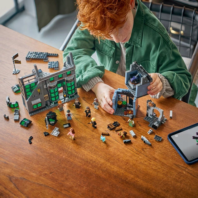 LEGO Harry Potter 76471 Magiczne sklepiki na Ulicy Pokątnej_2