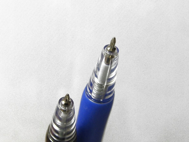 Długopis automatyczny Toma niebieski Superfine 0.5 mm