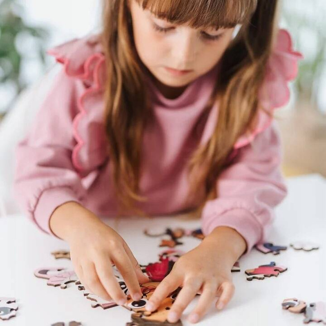 Puzzle DREWNIANE 50 Układanka Koci Domek Gabi Bajkowe Kształty 5+ Trefl