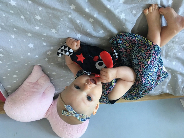 Mom's Care Pluszak Kontrastowy Szeleścik Z Gwiazdką Maskotka 0+ Hencz Toys