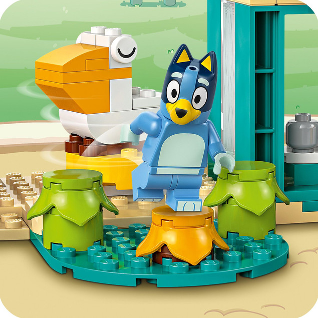 LEGO Bluey 11201 Bluey, Łatko i Zabawa na Placu Zabaw (4+)