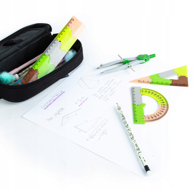 Zestaw Geometryczny 4 Elementy 20 cm CYRKIEL EKIERKA KĄTOMIERZ Moro Kidea