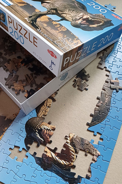 Puzzle Tactic 200 elementów Tyrannosaurus Rex Dinozaur