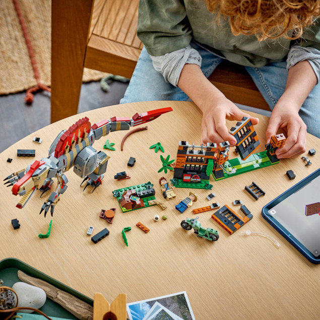 LEGO Jurassic World 77982 Ucieczka Spinozaura Klocki