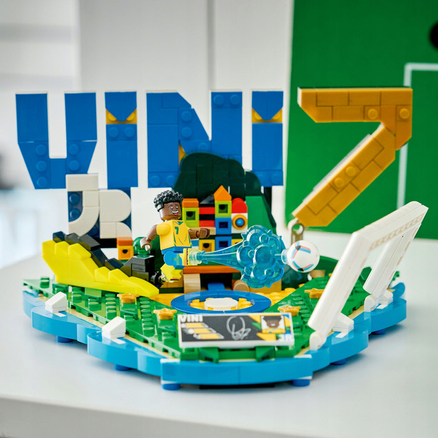 LEGO® Edycja Vini Jr. 43027: Piłkarskie Chwile Chwały