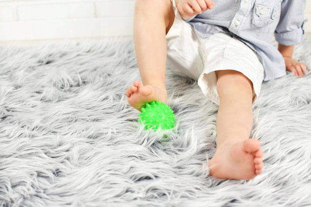 Mom's Care Piłeczki Sensoryczne Sensorky Do Masażu 5szt 0M+ Hencz Toys