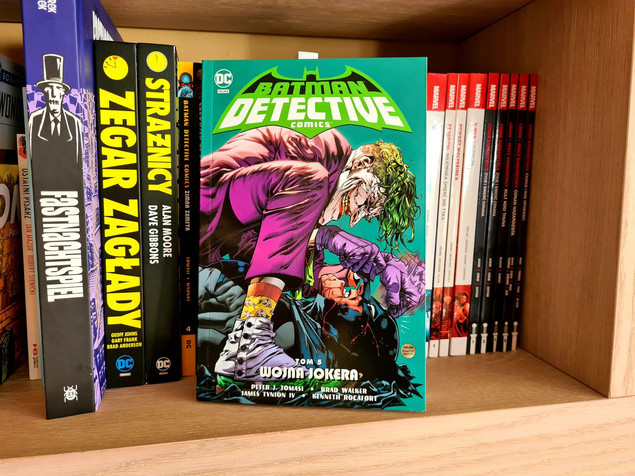 Batman Detective Comics Tom 5 Wojna Jokera Praca zbiorowa