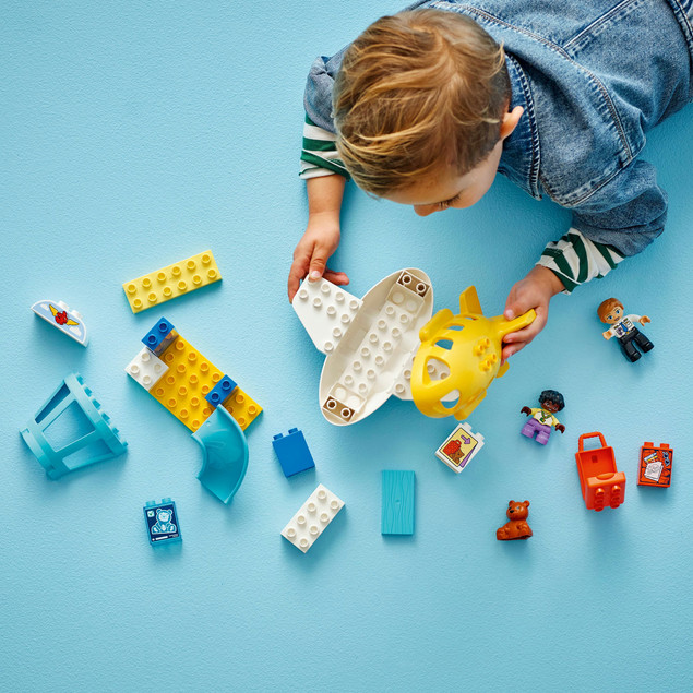 LEGO DUPLO 10443 Pierwszy Raz na Lotnisku Samolot Terminal Bagaż