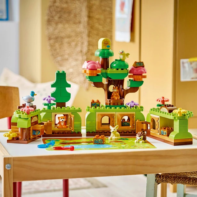 LEGO Duplo 10480 Las odkrywców z dzikimi zwierzętami
