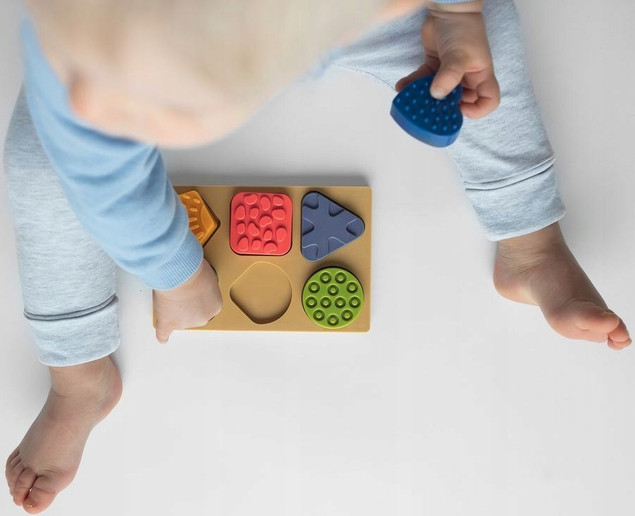 Hencz Mom's Sensoryczne Puzzle KSZTAŁTY kolorowe sensorky POLSKA ZABAWKA