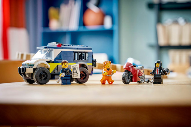 LEGO City 60479 Furgonetka Policyjnego Konwoju Więziennego | Ucieczka