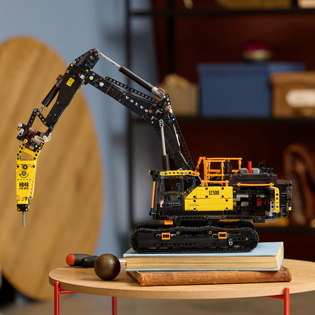 LEGO Technic 42215 Koparka Volvo EC500 Hybrydowa z Zmechanizowanymi Funkcjami dla Dorosłych