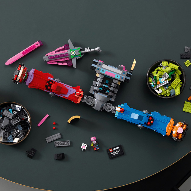LEGO Fortnite Dowódca Drużyny Mechów 77078 – Figurka Kolekcjonerska