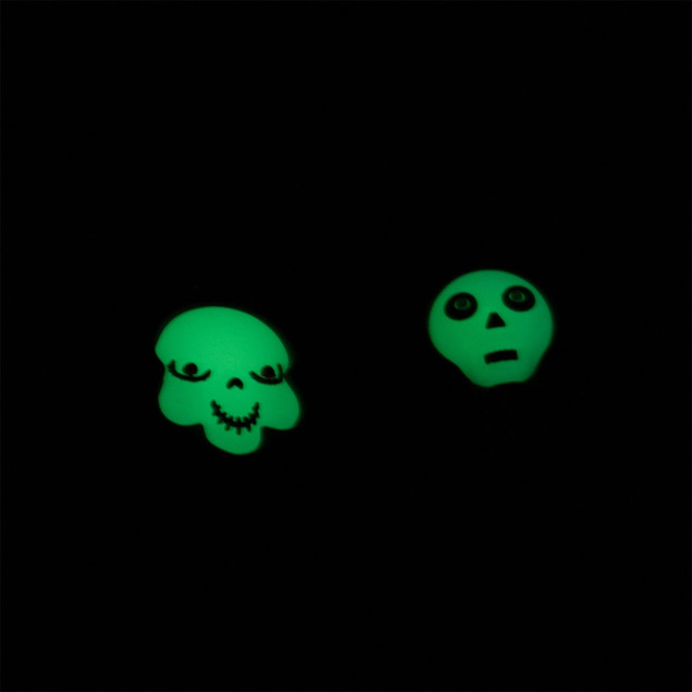 Świecący w ciemności halloweenowy brelok