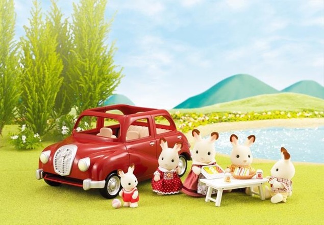 SYLVANIAN FAMILIES RODZINNY SEDAN 5273